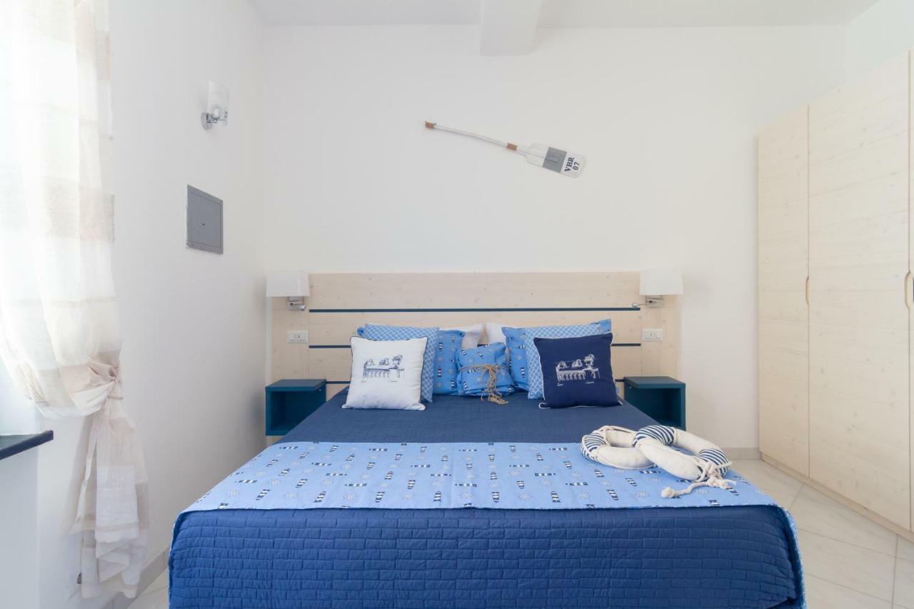 Aquamarine Relaxing Capri Suites Buitenkant foto
