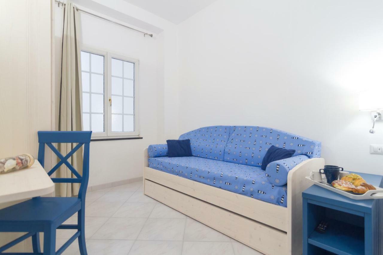Aquamarine Relaxing Capri Suites Buitenkant foto